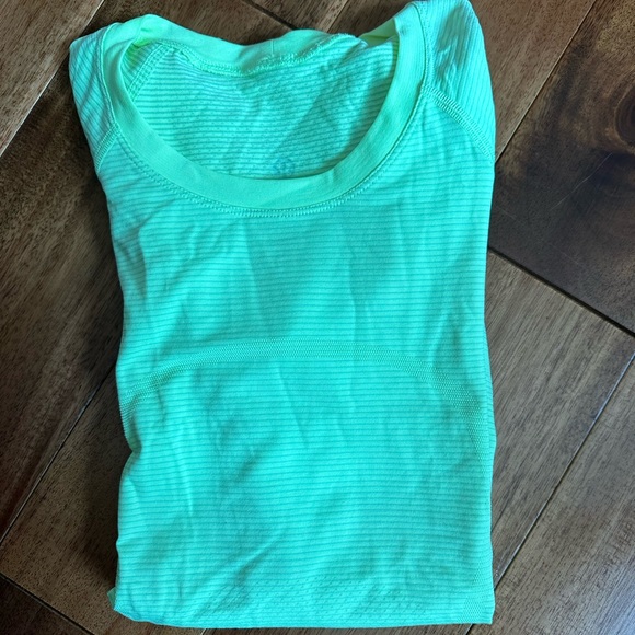 lululemon athletica Tops Electric Lemon Short Sleeve Swiftly Tech